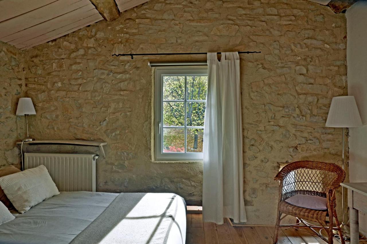 Malia - Chambres D'Hotes & Gite Barret-de-Lioure Екстер'єр фото